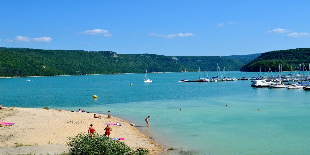Que peut-on faire pendant ses vacances dans le Jura ?